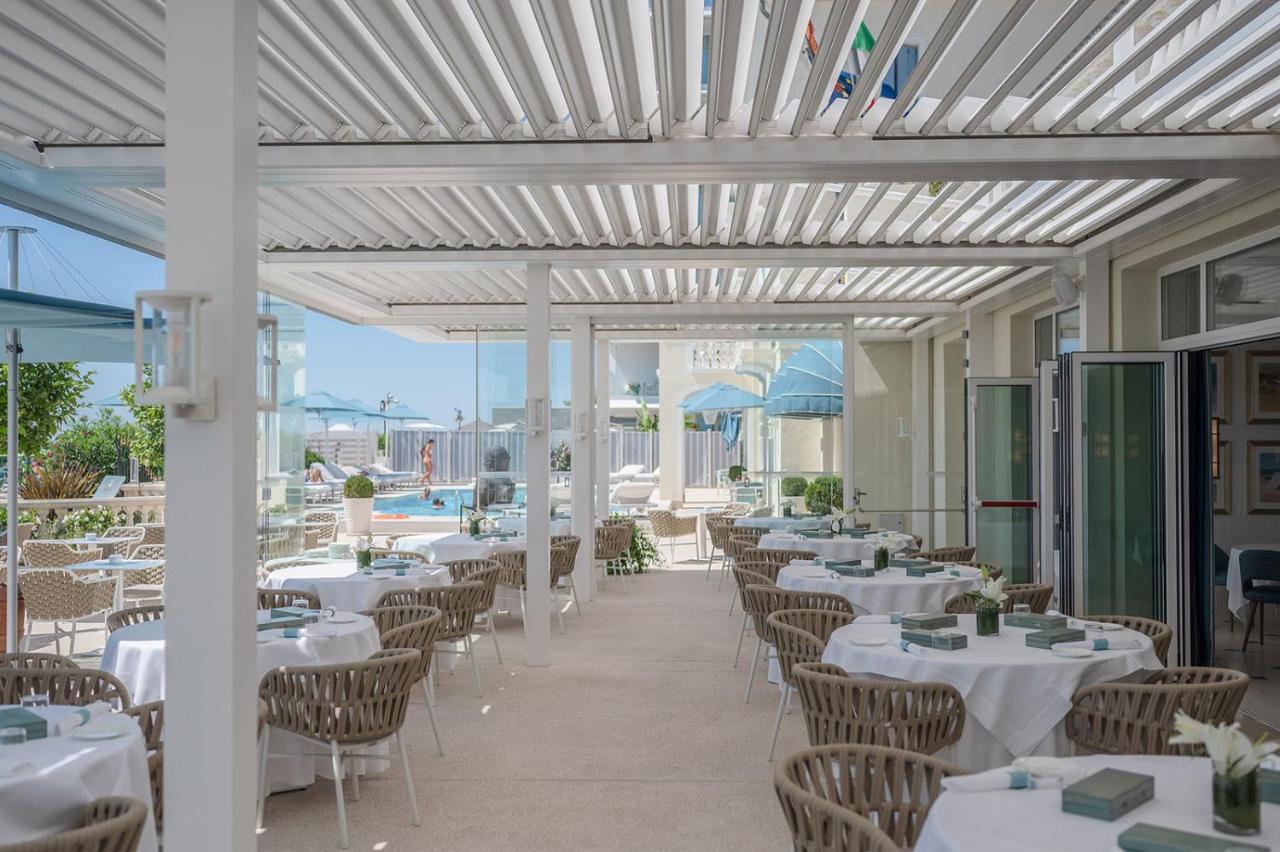 Hotel Casa Bianca Al Mare 4*